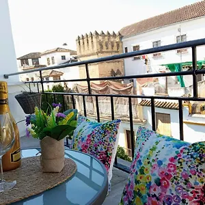 loft-califato-i-ii-y-iii-en-casco-histrico.es-andalucia.com/
