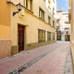 apartament-centre-vila-figueres.catalonia-hotels.com/